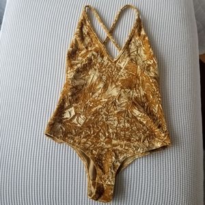 AKIRA Makers of Dreams Crinkle Velvet Bodysuit